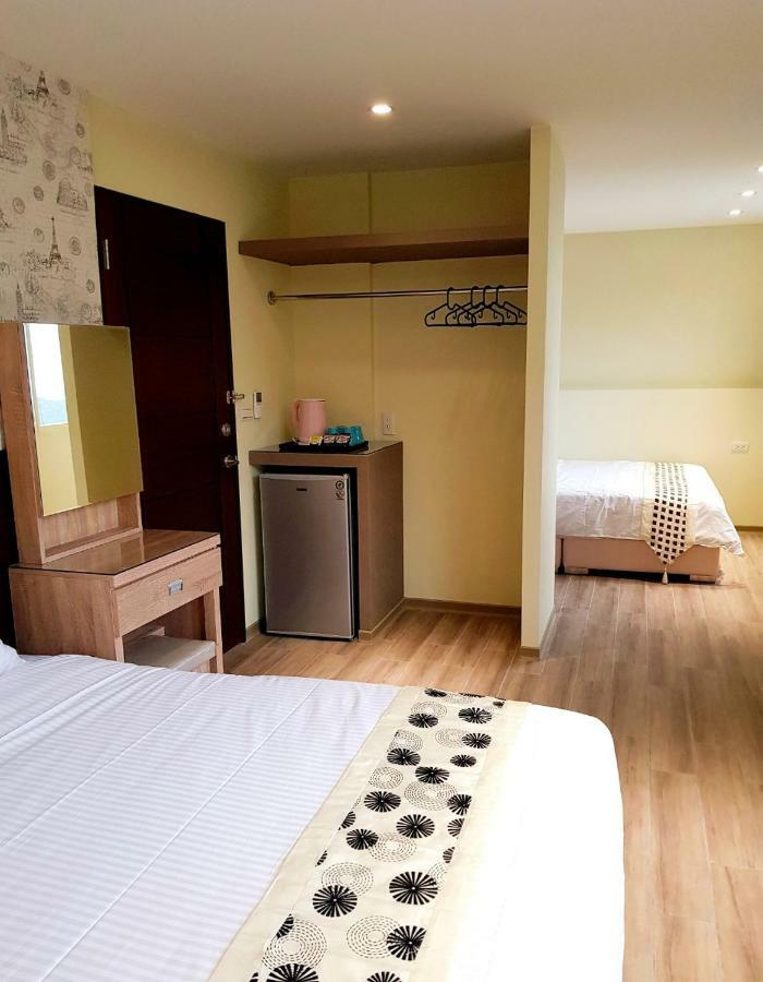 Night Sea Homestay Jiufen Exterior photo